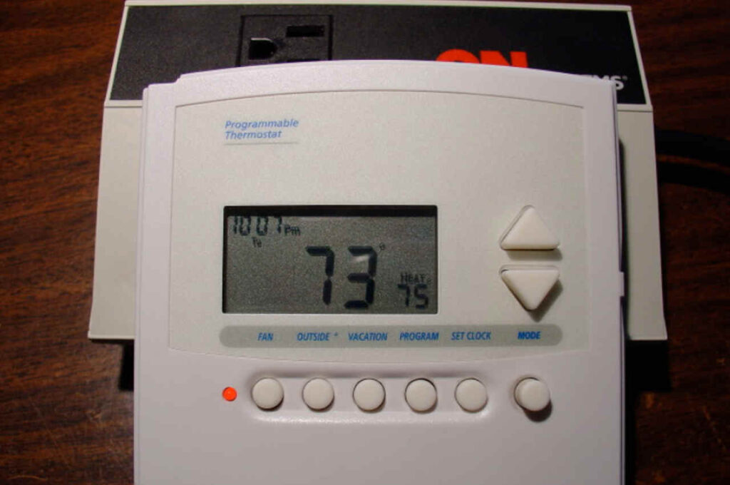 Set thermostat level right to save energy